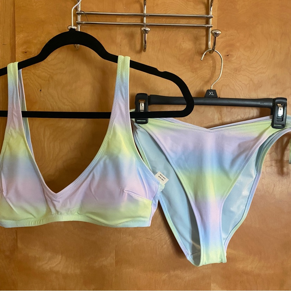 Aerie Ombré Bikini Set, NWT, Top L Bottoms XXL